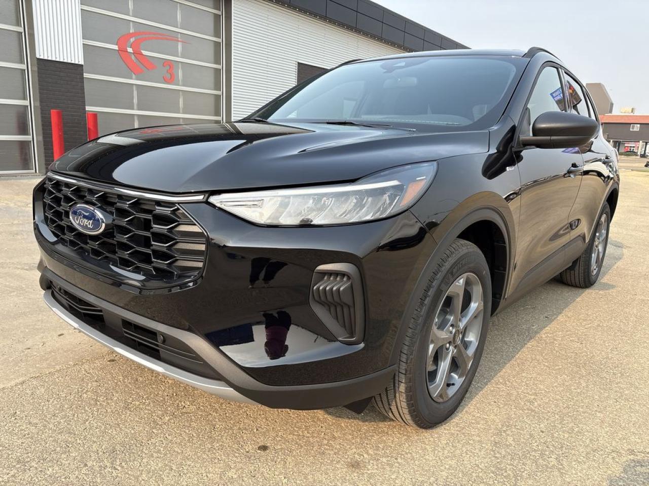 2025 Ford Escape ST-Line 300A Photo1