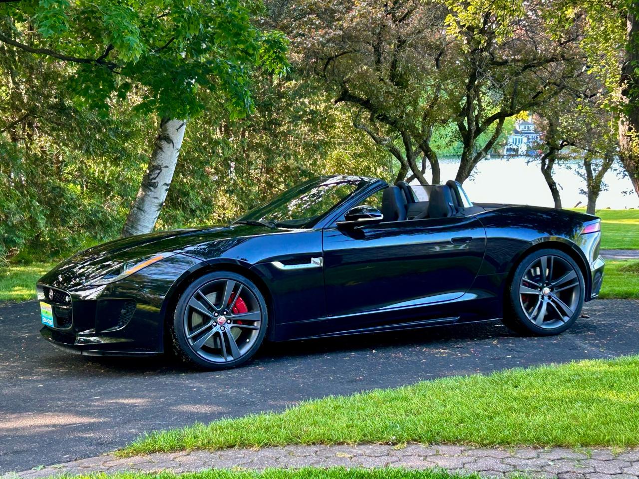 2017 Jaguar F-Type Convertible Auto S British Design Edition - Photo #4