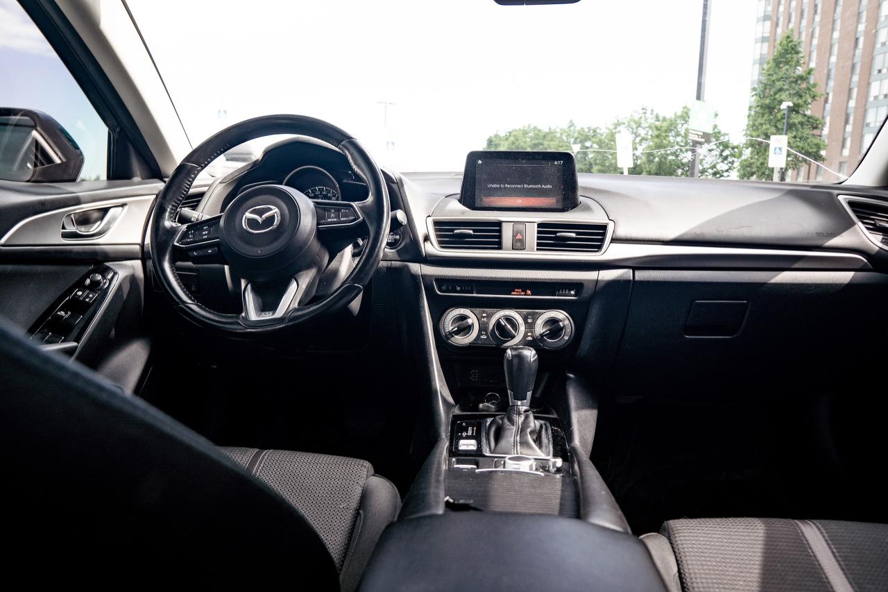 2018 Mazda MAZDA3 GS - Photo #10