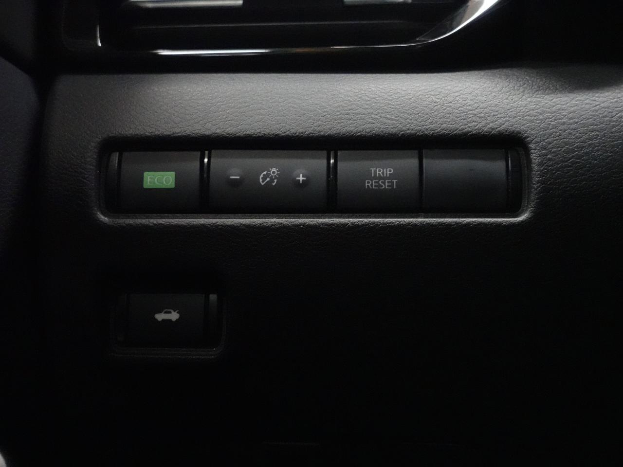 2021 Nissan Sentra SR | Leather | Sunroof | BSM | 360Cam | CarPlay