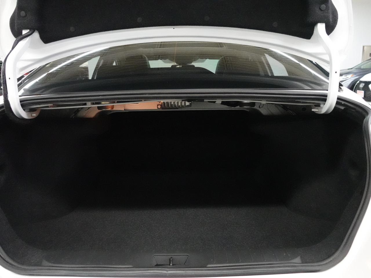 2021 Nissan Sentra SR | Leather | Sunroof | BSM | 360Cam | CarPlay