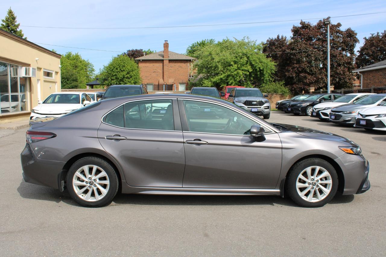 2022 Toyota Camry SE - Photo #3