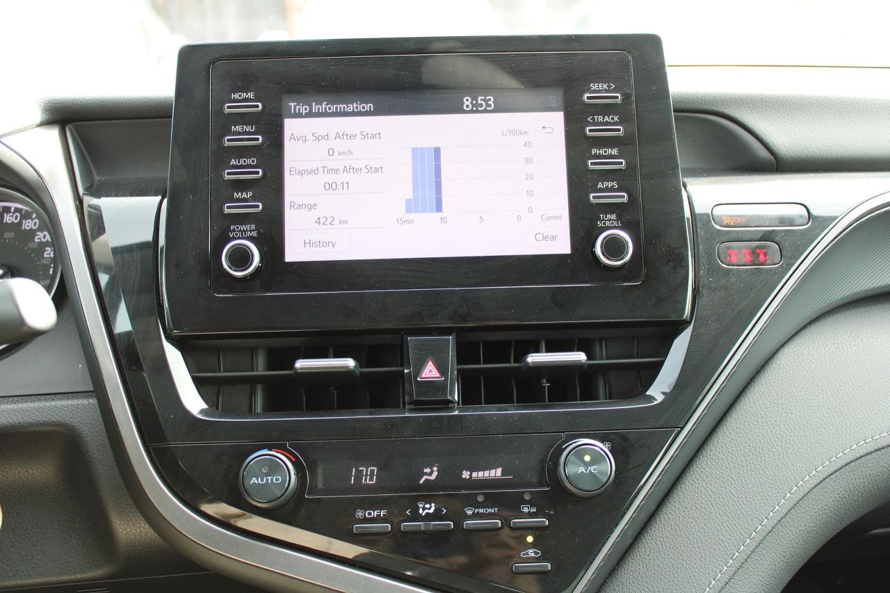 2022 Toyota Camry SE - Photo #10