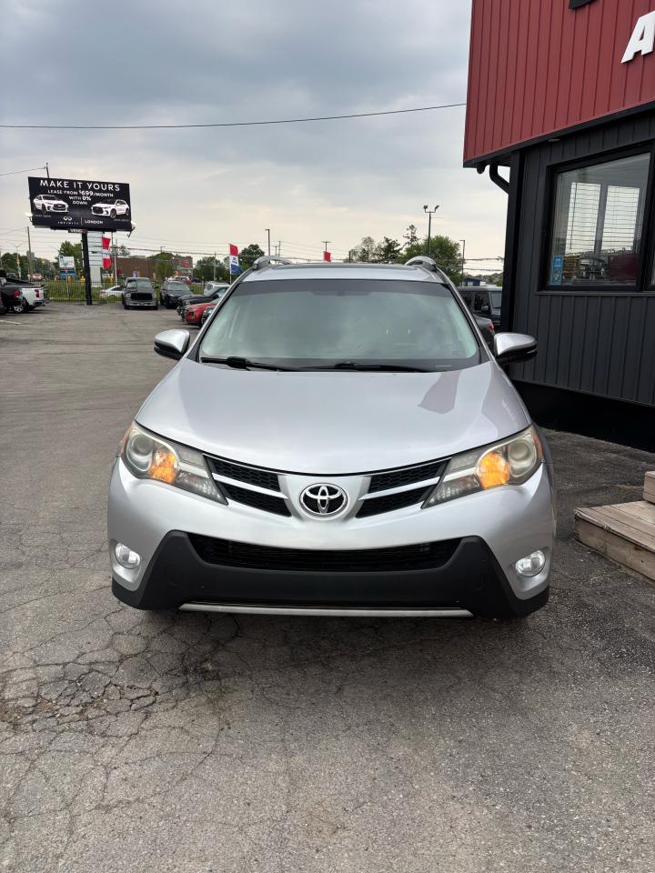 2015 Toyota RAV4 AWD 4dr XLE - Photo #2
