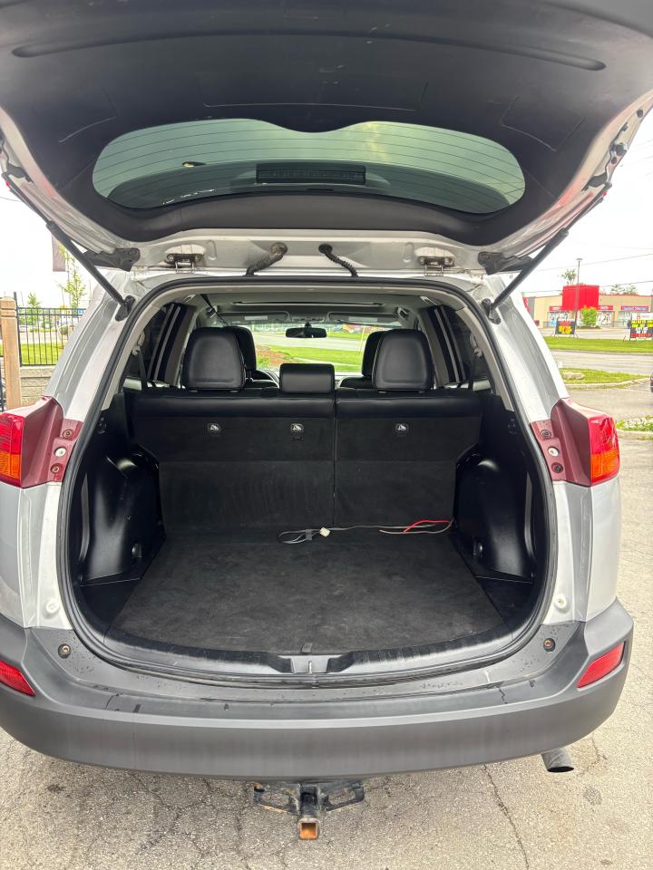 2015 Toyota RAV4 AWD 4dr XLE - Photo #4