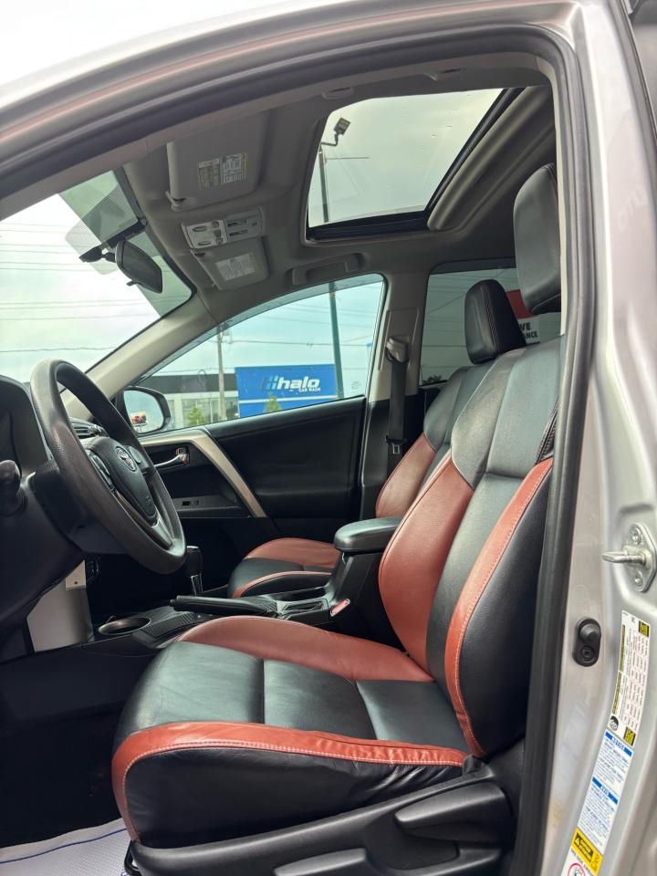 2015 Toyota RAV4 AWD 4dr XLE - Photo #8