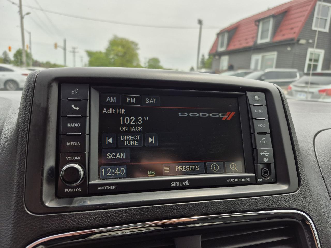 2016 Dodge Grand Caravan SXT CERTIFIED Photo19