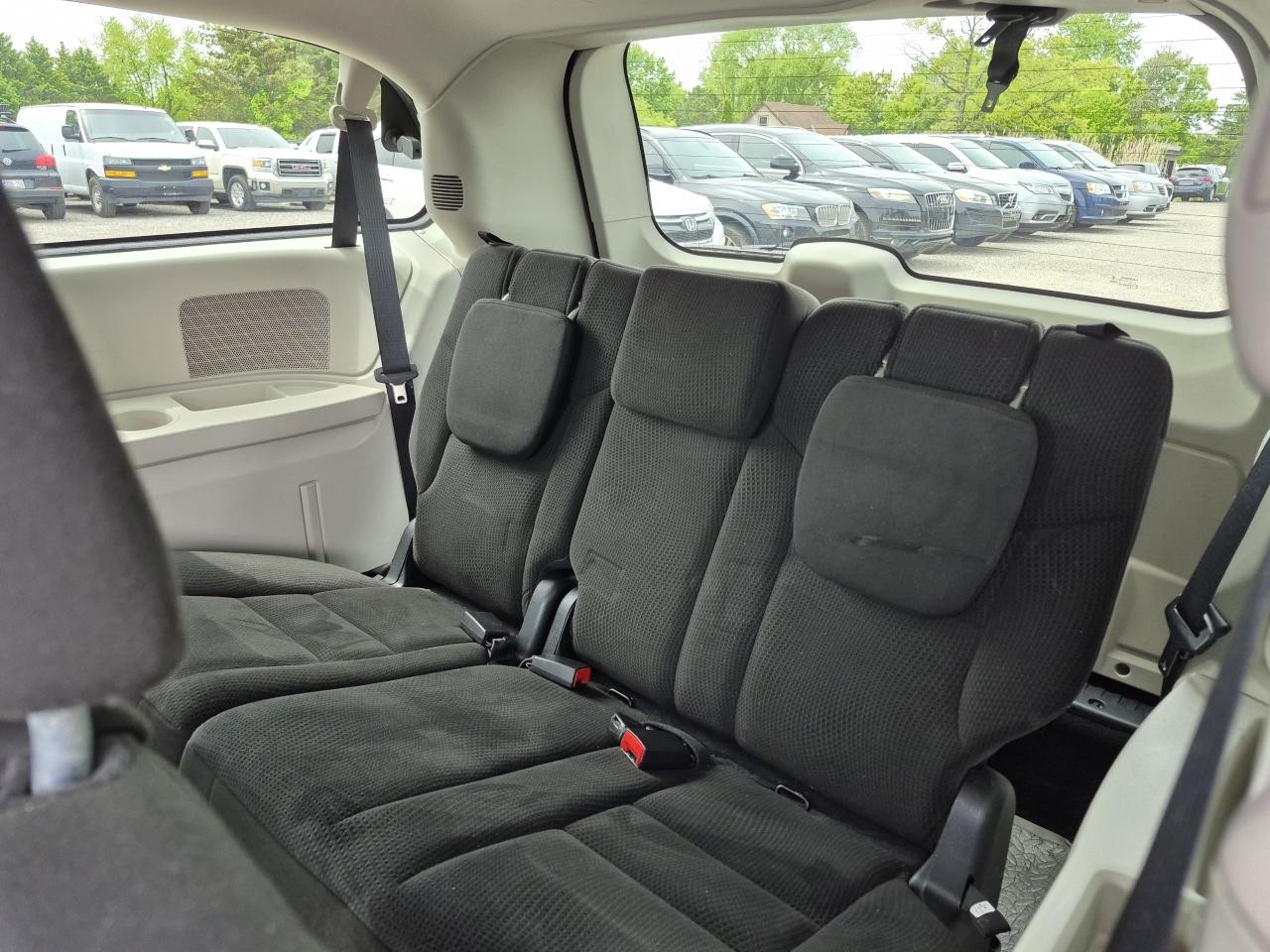 2016 Dodge Grand Caravan SXT CERTIFIED Photo13