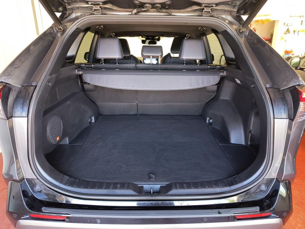 2020 Toyota RAV4 Hybrid XSE Photo