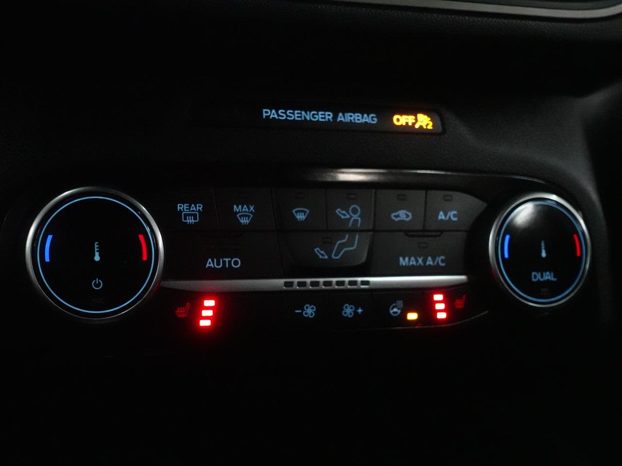 2022 Ford Escape TITANIUM | AWD | Nav | Leather | BSM | CarPlay