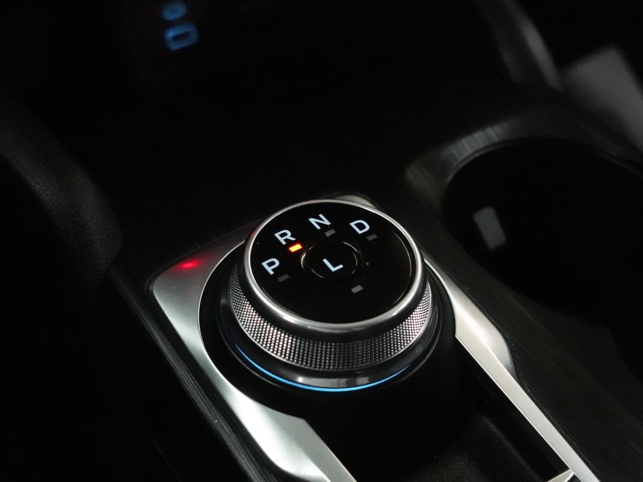2022 Ford Escape TITANIUM | AWD | Nav | Leather | BSM | CarPlay