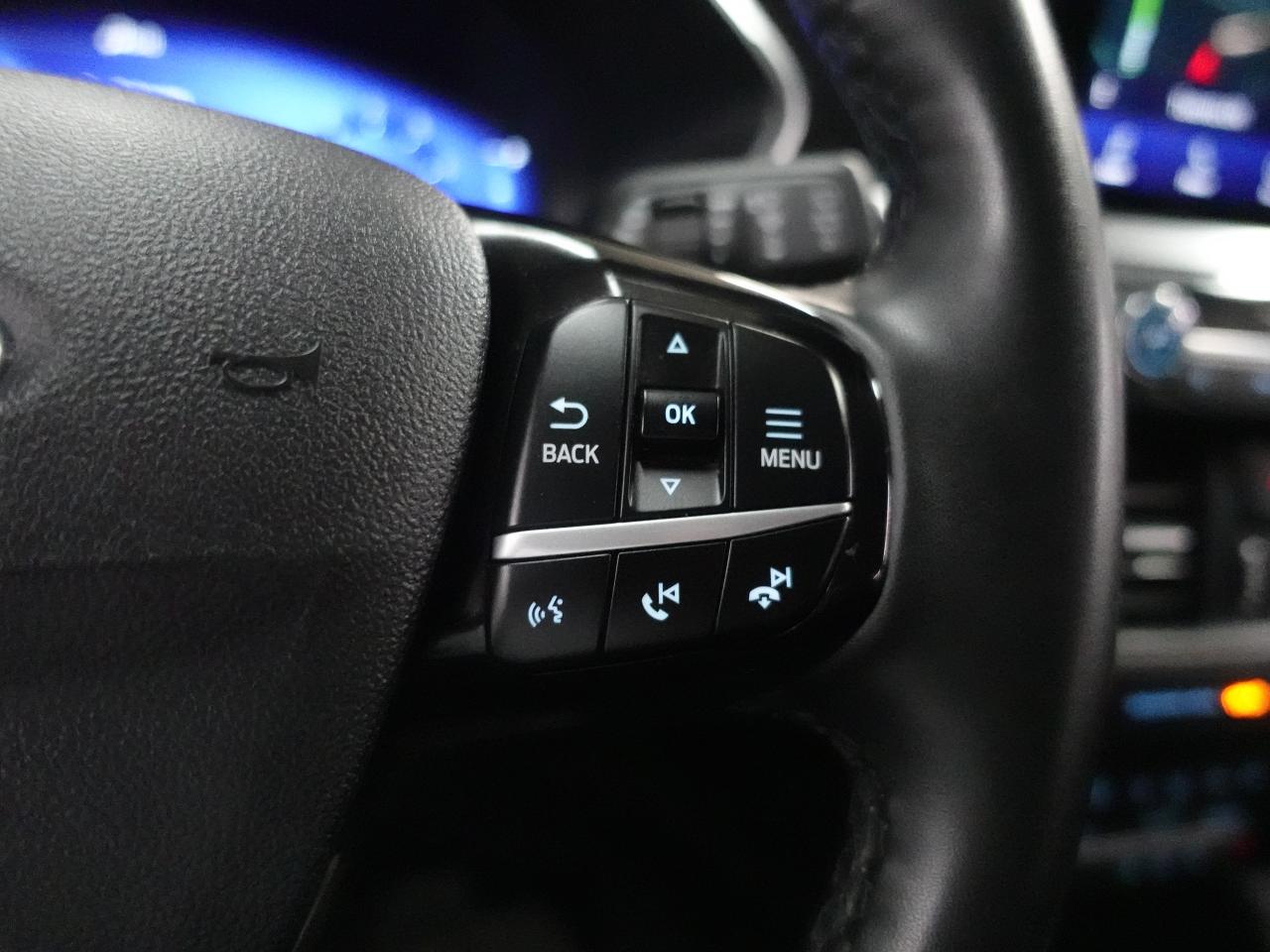 2022 Ford Escape TITANIUM | AWD | Nav | Leather | BSM | CarPlay