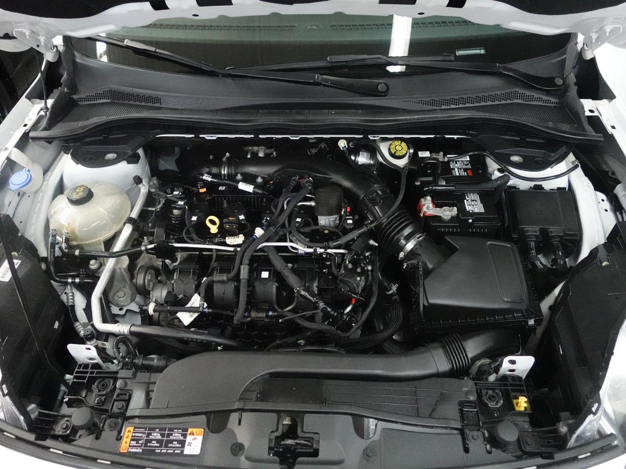 2022 Ford Escape TITANIUM | AWD | Nav | Leather | BSM | CarPlay