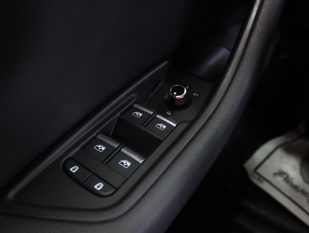 2021 Audi A4 PROGRESIV | AWD | Nav | Sunroof | BSM | CarPlay