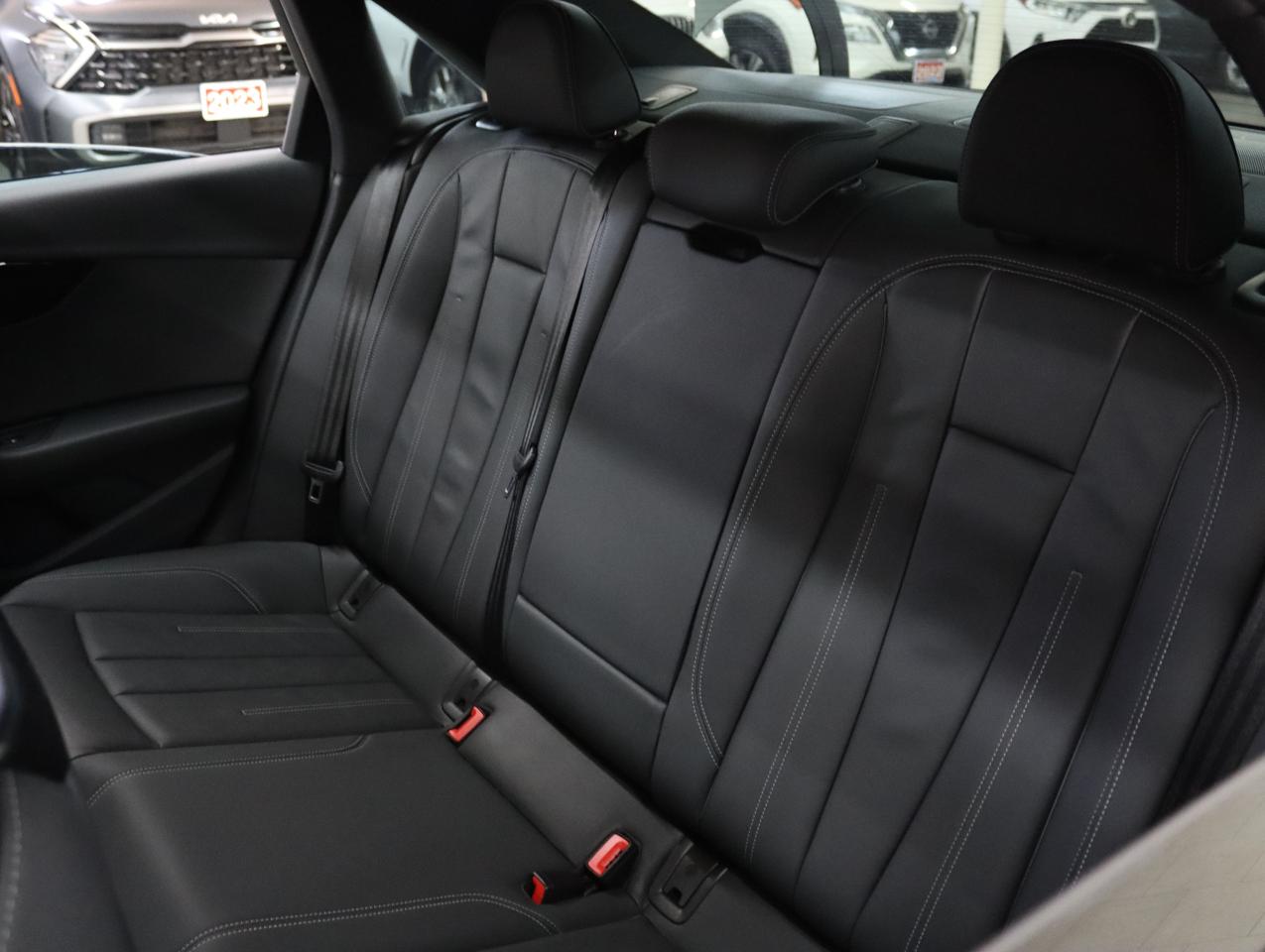 2021 Audi A4 PROGRESIV | AWD | Nav | Sunroof | BSM | CarPlay