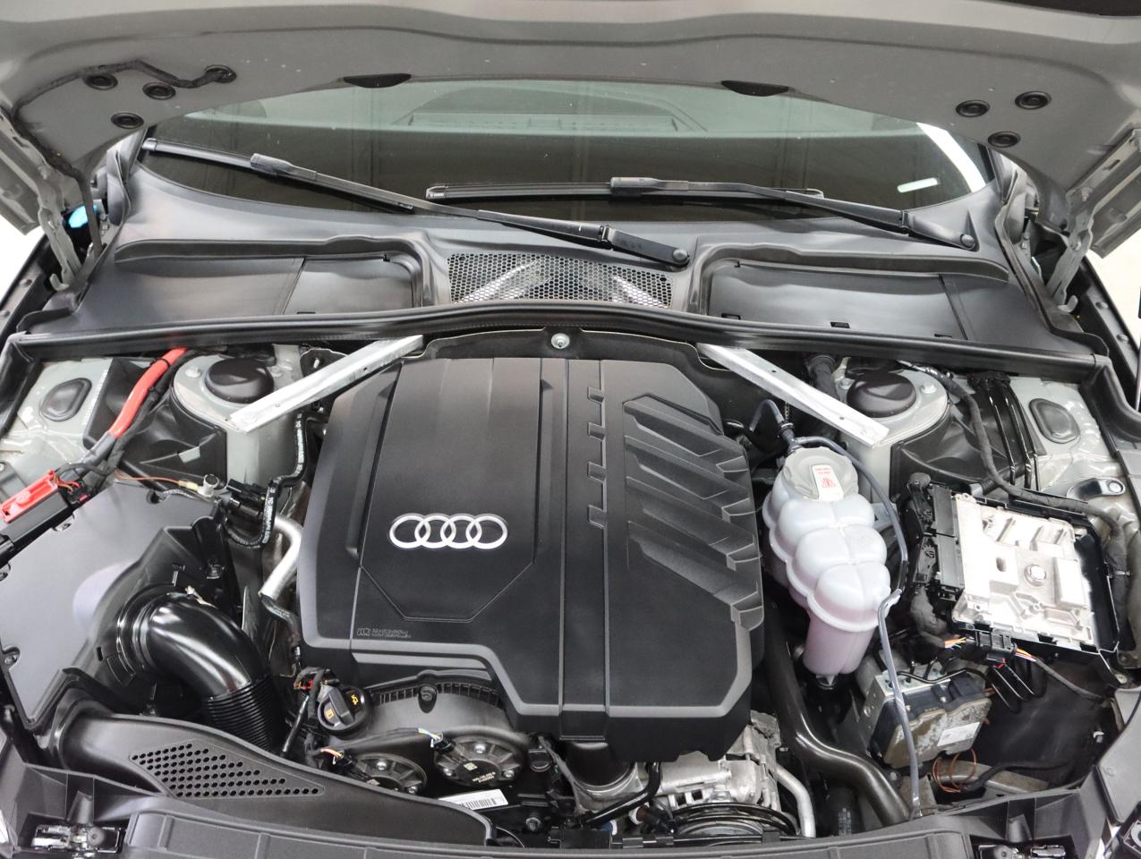 2021 Audi A4 PROGRESIV | AWD | Nav | Sunroof | BSM | CarPlay