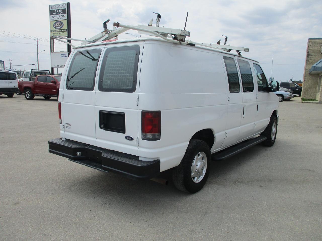 2012 Ford Econoline Commercial - Photo #4