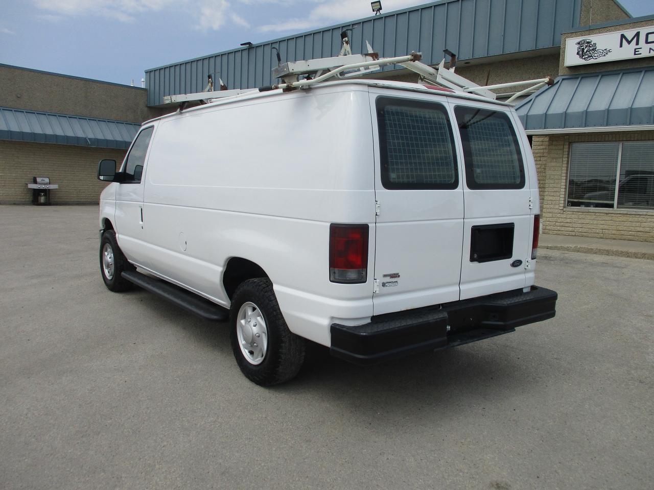 2012 Ford Econoline Commercial - Photo #5