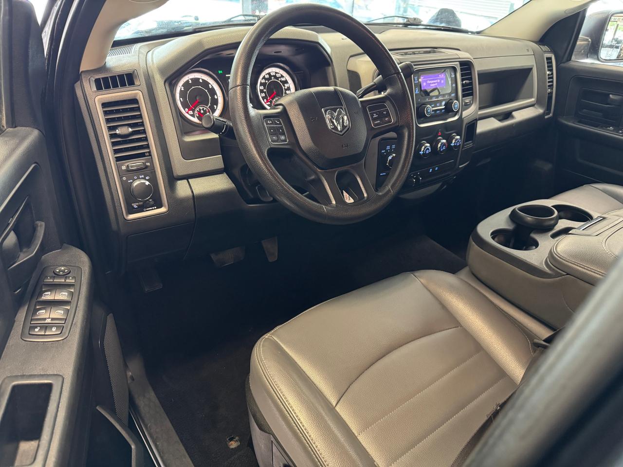 2017 RAM 1500 ST 4WD Quad HEMI+New Brakes+Camera+CLEAN CARFAX Photo15