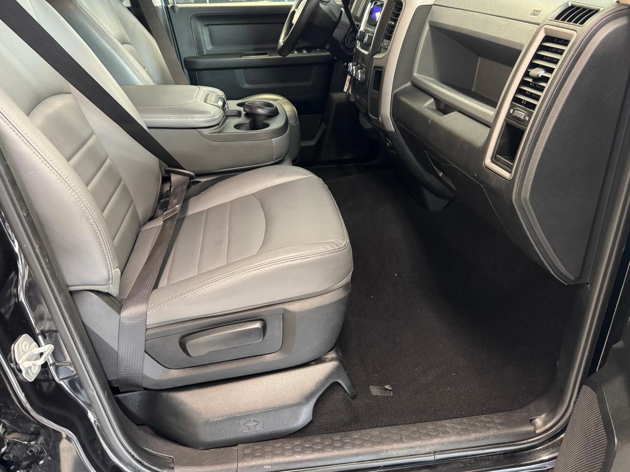 2017 RAM 1500 ST 4WD Quad HEMI+New Brakes+Camera+CLEAN CARFAX Photo19
