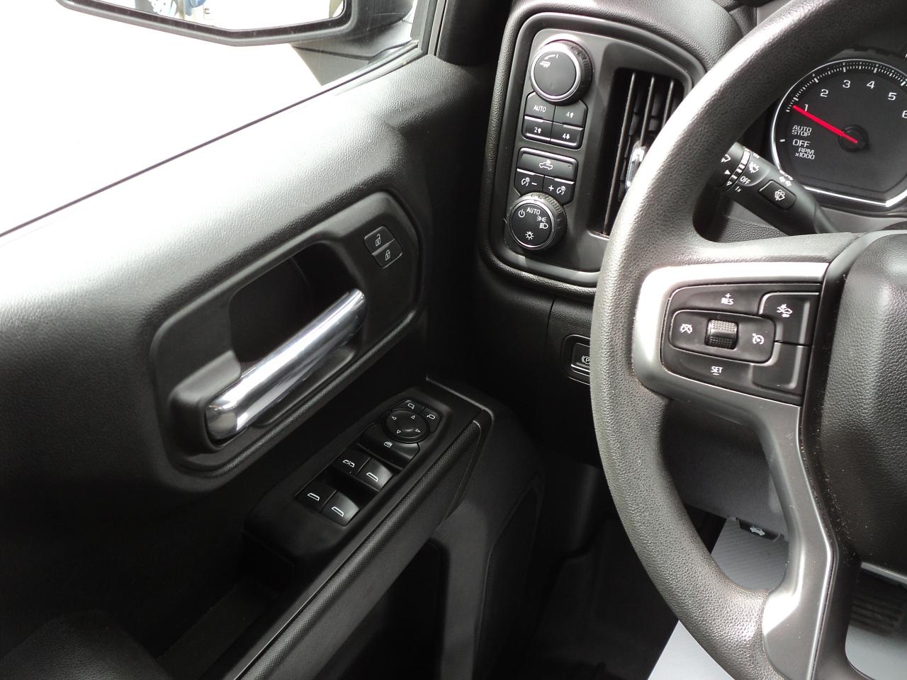 2022 Chevrolet Silverado 1500 CustomTrailBossCrewCab4x4 Z71 2.7L4cylGas 6'75"Box - Photo #18