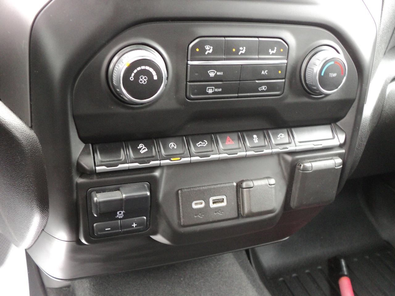 2022 Chevrolet Silverado 1500 CustomTrailBossCrewCab4x4 Z71 2.7L4cylGas 6'75"Box - Photo #19