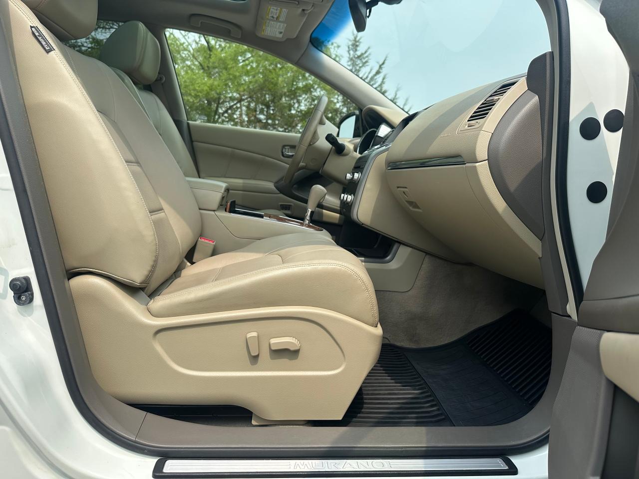 2013 Nissan Murano Platinum Photo16