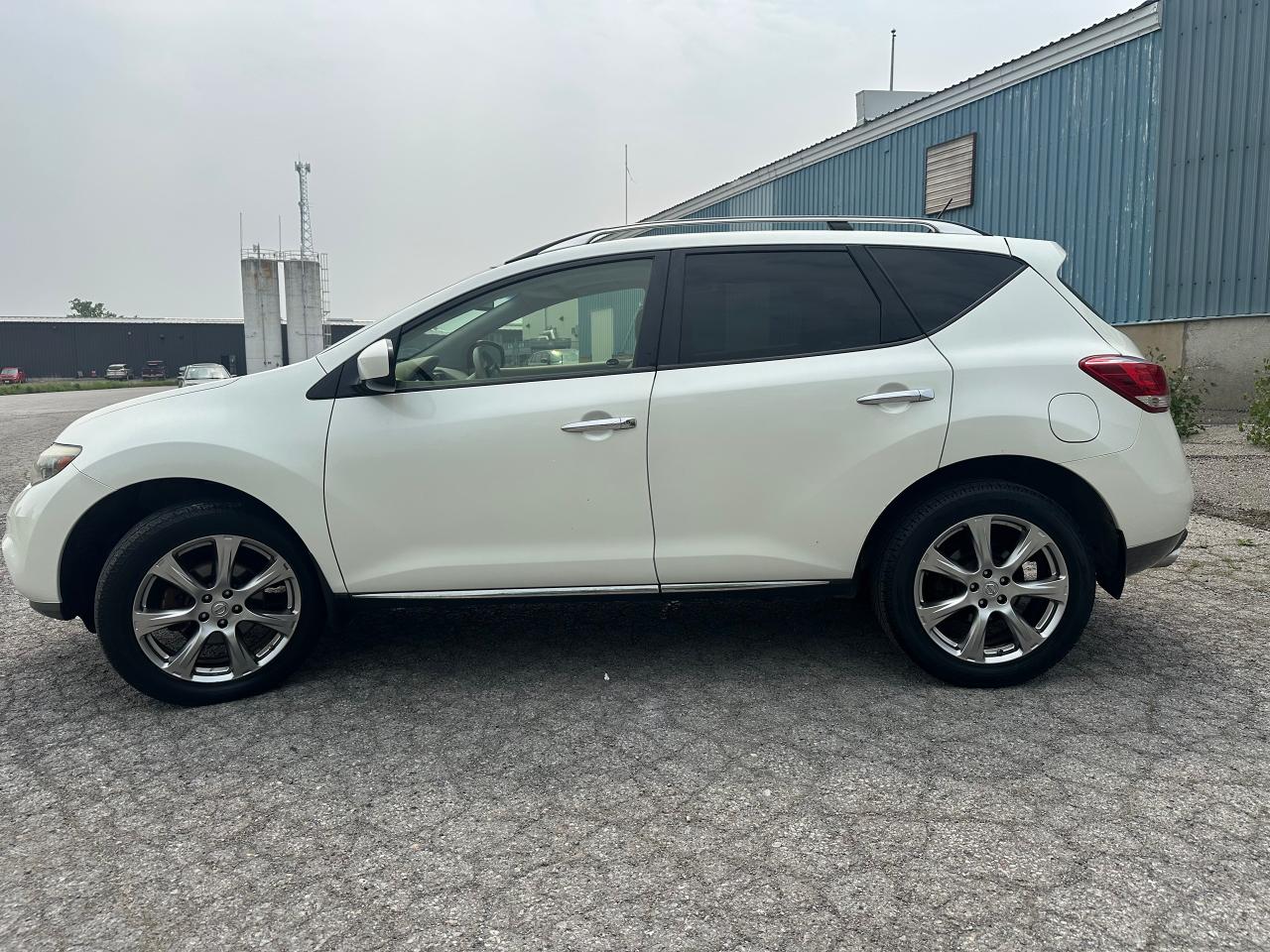 2013 Nissan Murano Platinum Photo11