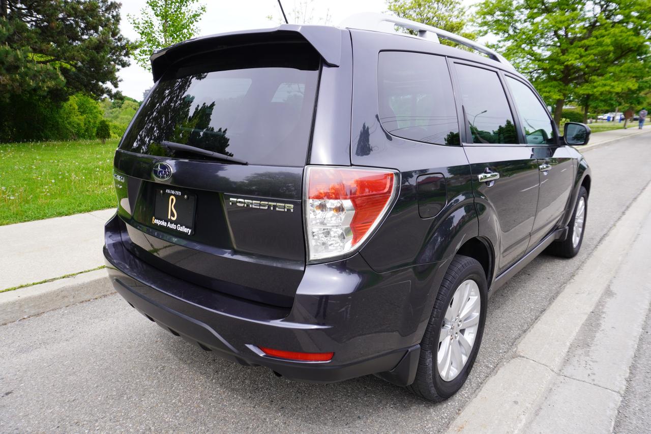 2012 Subaru Forester 5 SPEED MANUAL / TOURING / RECLINING REAR SEATS Photo3