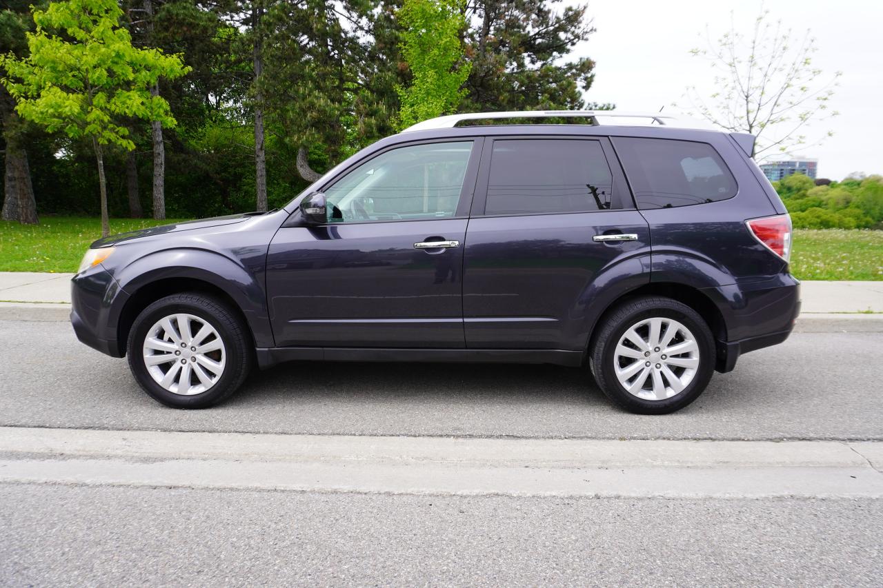 2012 Subaru Forester 5 SPEED MANUAL / TOURING / RECLINING REAR SEATS - Photo #2