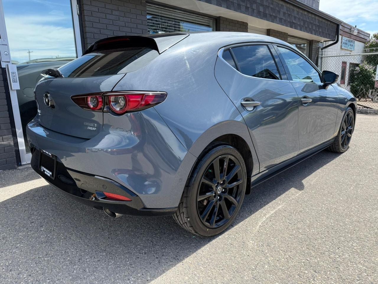 2021 Mazda MAZDA3 GT Turbo i-ACTIV AWD - Photo #3