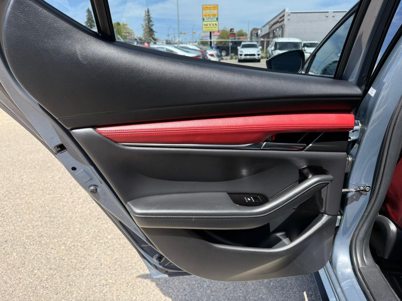 2021 Mazda MAZDA3 GT Turbo i-ACTIV AWD - Photo #10
