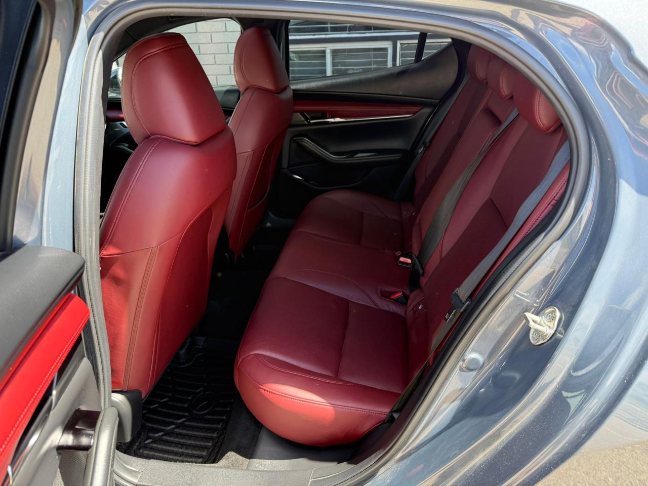 2021 Mazda MAZDA3 GT Turbo i-ACTIV AWD - Photo #11