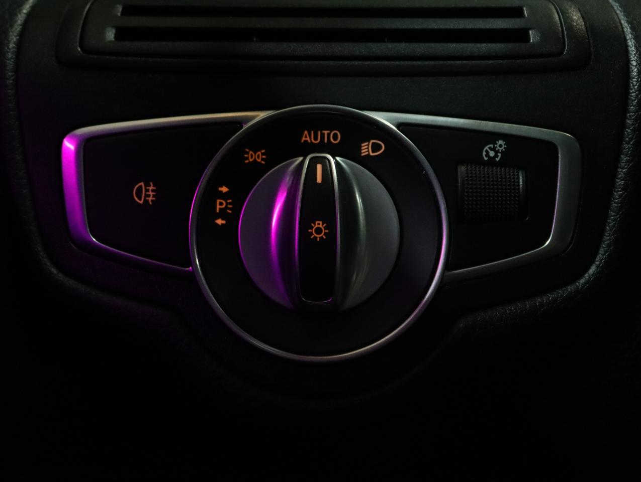2021 Mercedes-Benz GLC-Class 4MATIC | Nav | Leather | Pano roof | BSM | CarPlay