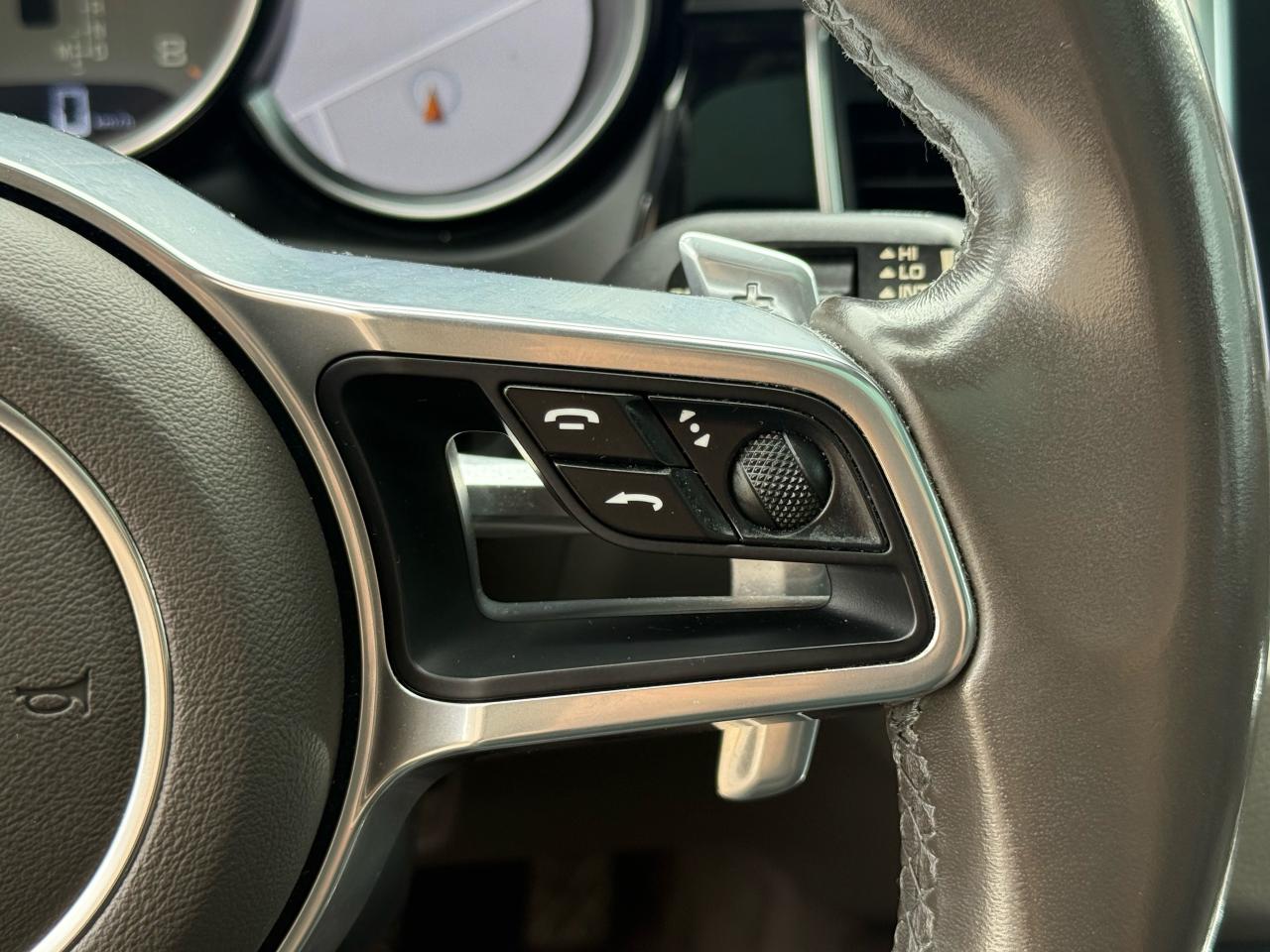 2018 Porsche Macan S NAVI|BACKUP|SUNROOF - Photo #18