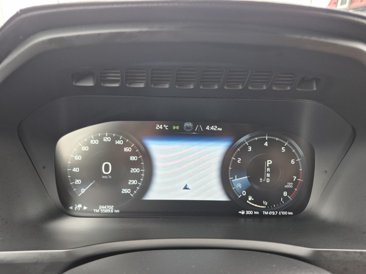 2017 Volvo XC90 AWD T6 Inscription 7-Passenger Photo26