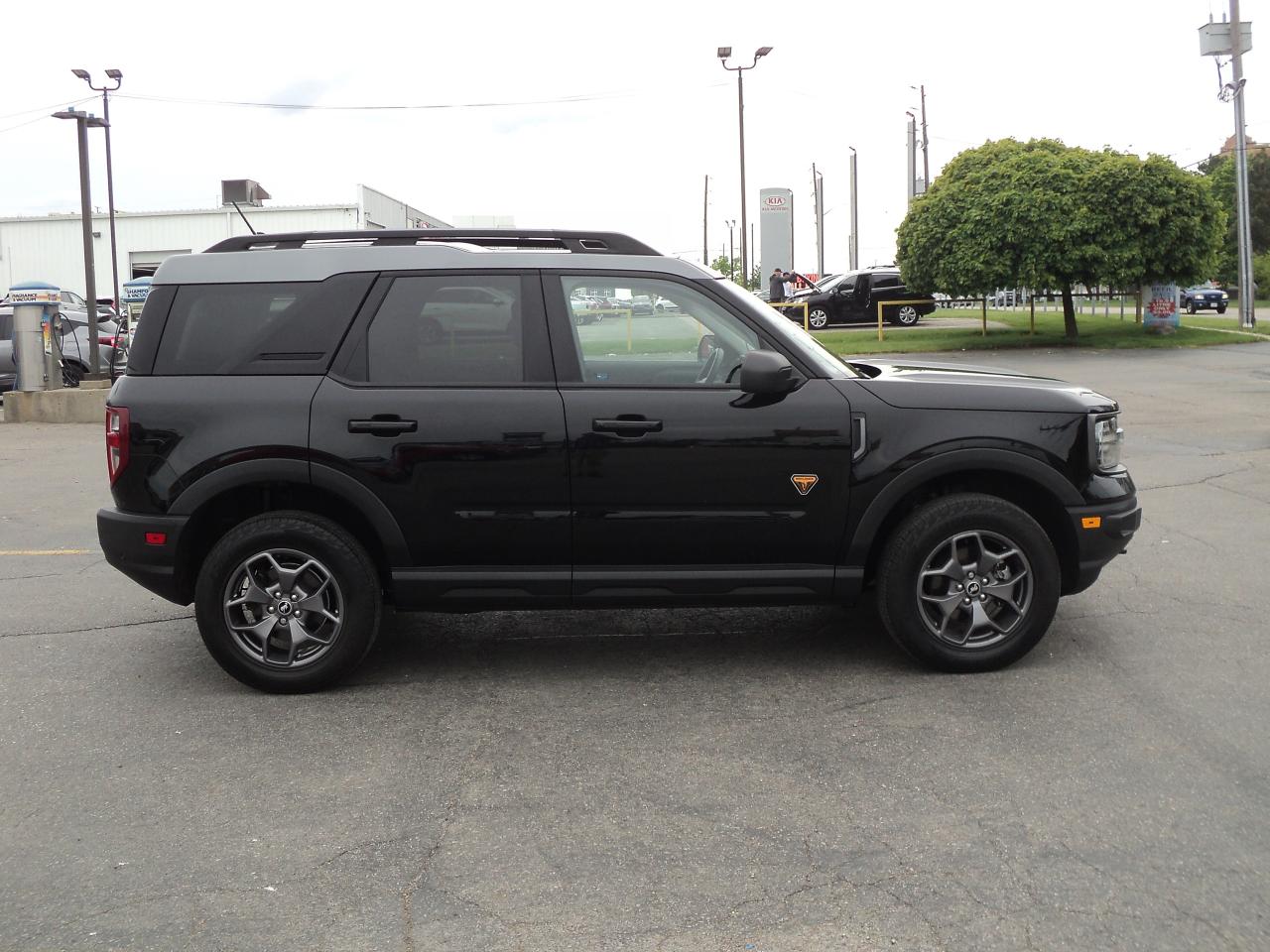 2022 Ford Bronco Sport Badlands 4x4 2.0L4cylGas RoofNavLeatherHeatedSeats - Photo #6