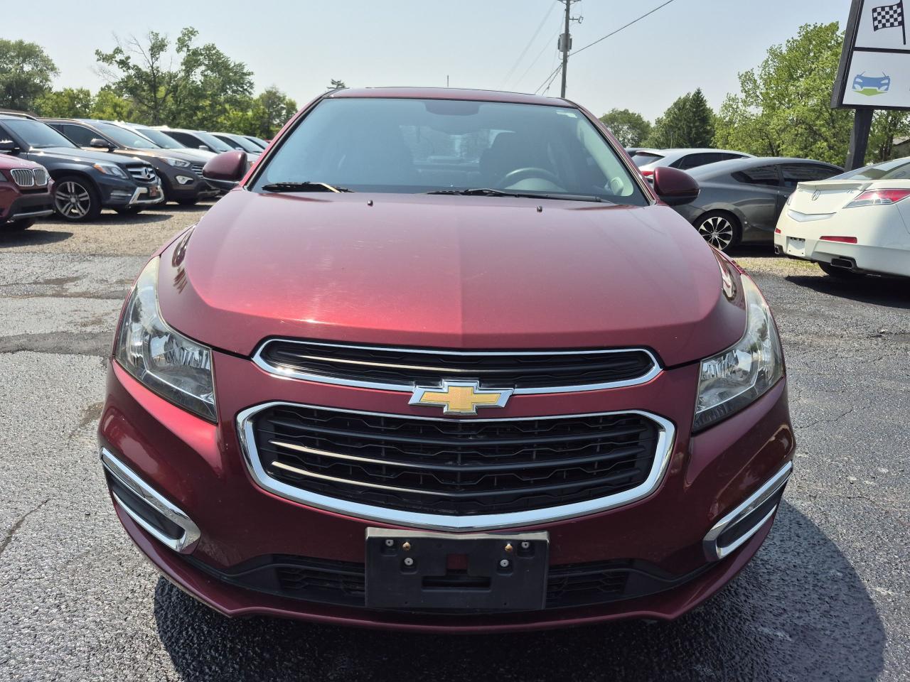 2015 Chevrolet Cruze 1LT Photo8