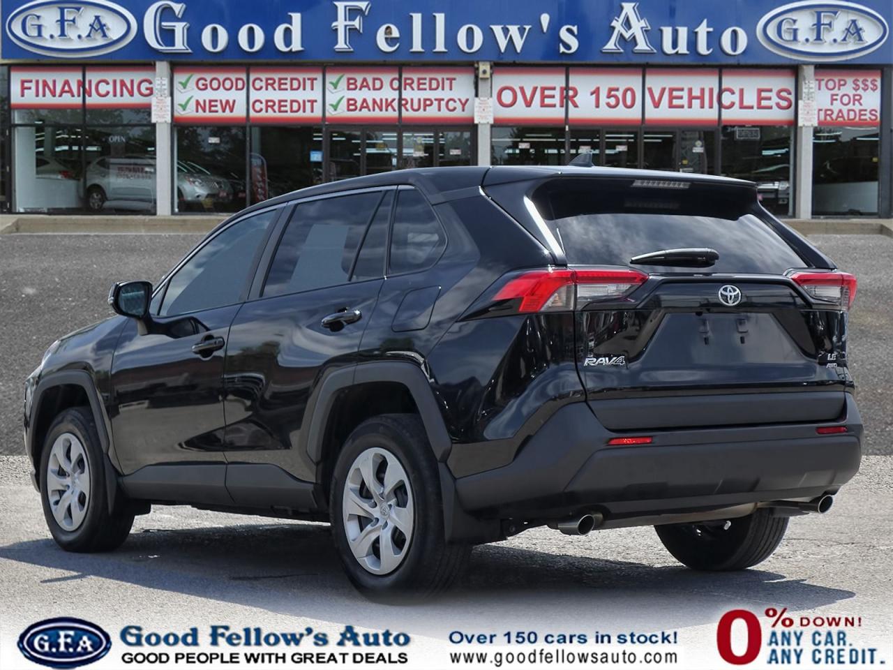 2022 Toyota RAV4 LE AWD Photo25