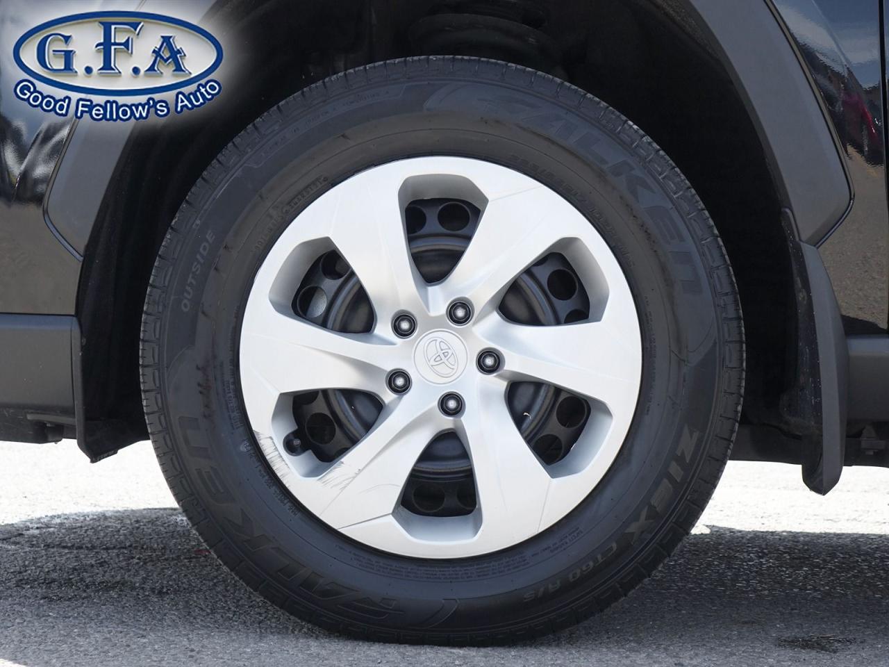 2022 Toyota RAV4 LE AWD Photo26