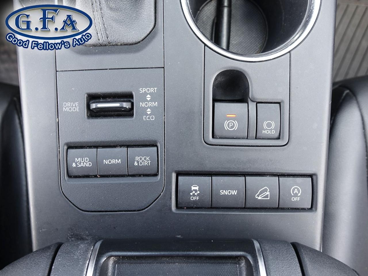 2021 Toyota Highlander XLE AWD Photo40