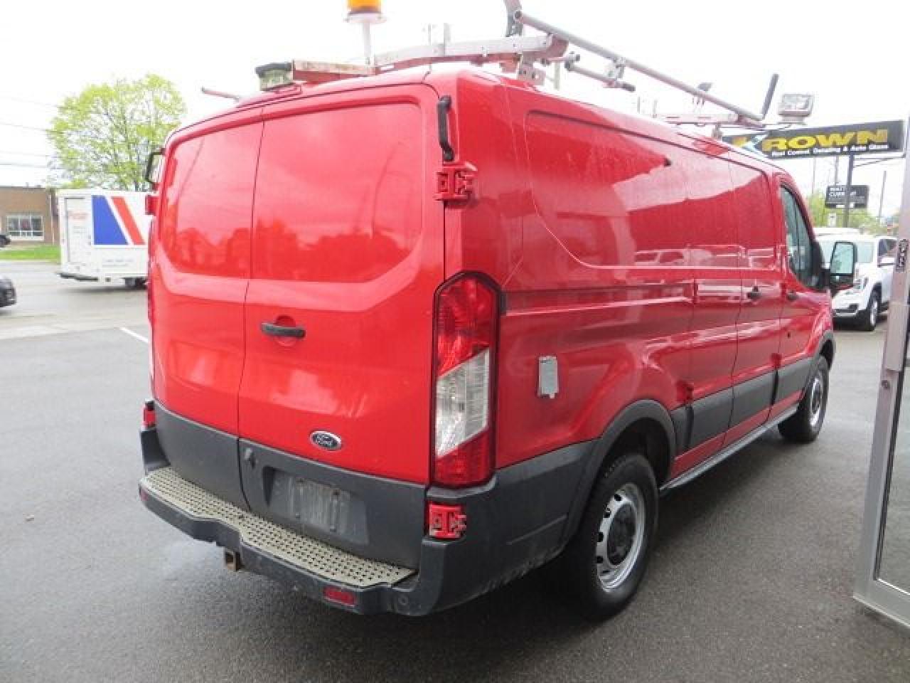 2015 Ford Transit Cargo Van CERTIFIED,T-250,3.7L,SHELVING,LADDER RACK,INVERTER - Photo #7
