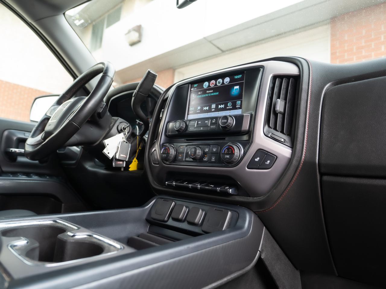 2018 GMC Sierra 1500 SLT - Photo #9