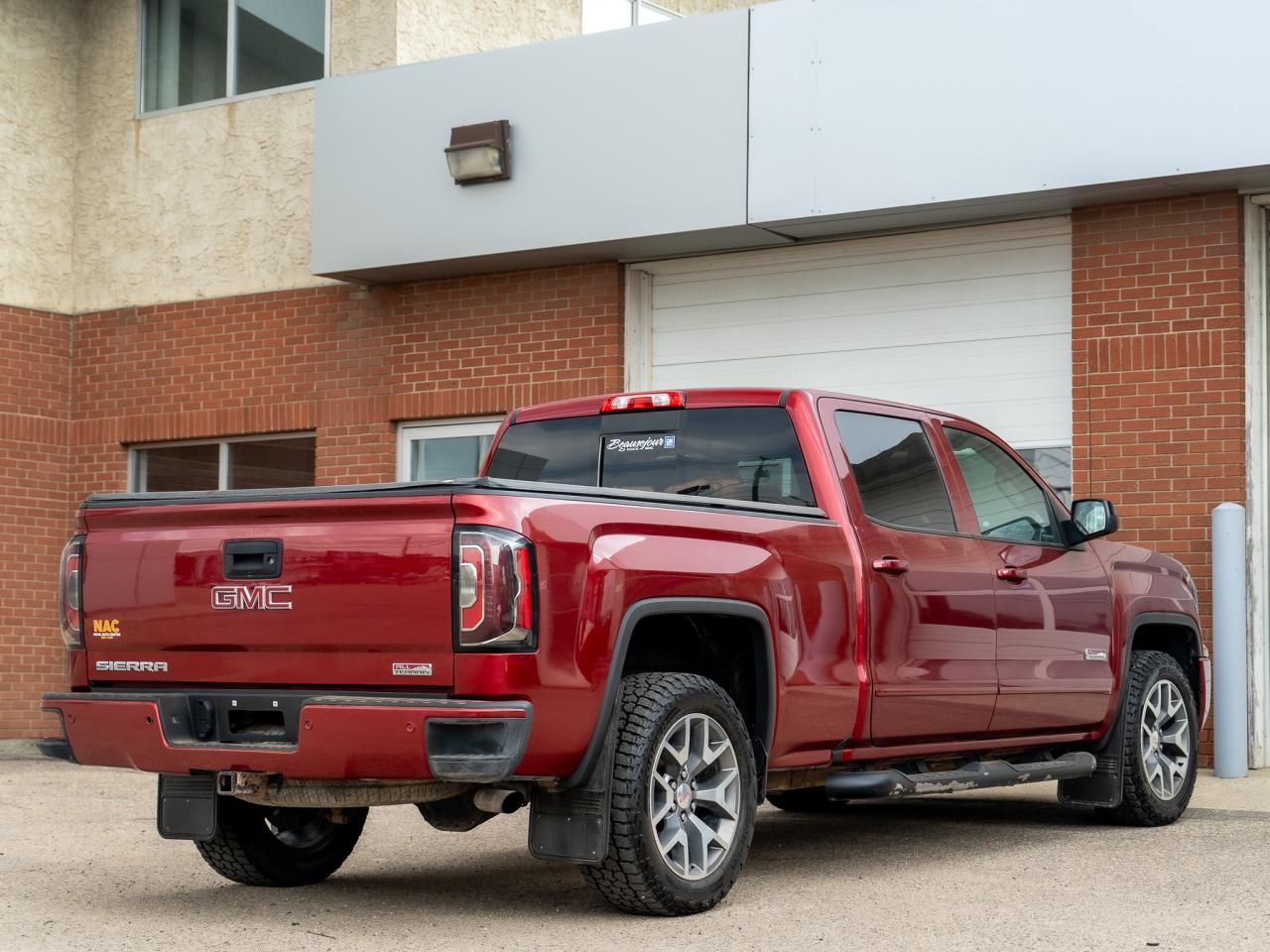 2018 GMC Sierra 1500 SLT - Photo #5