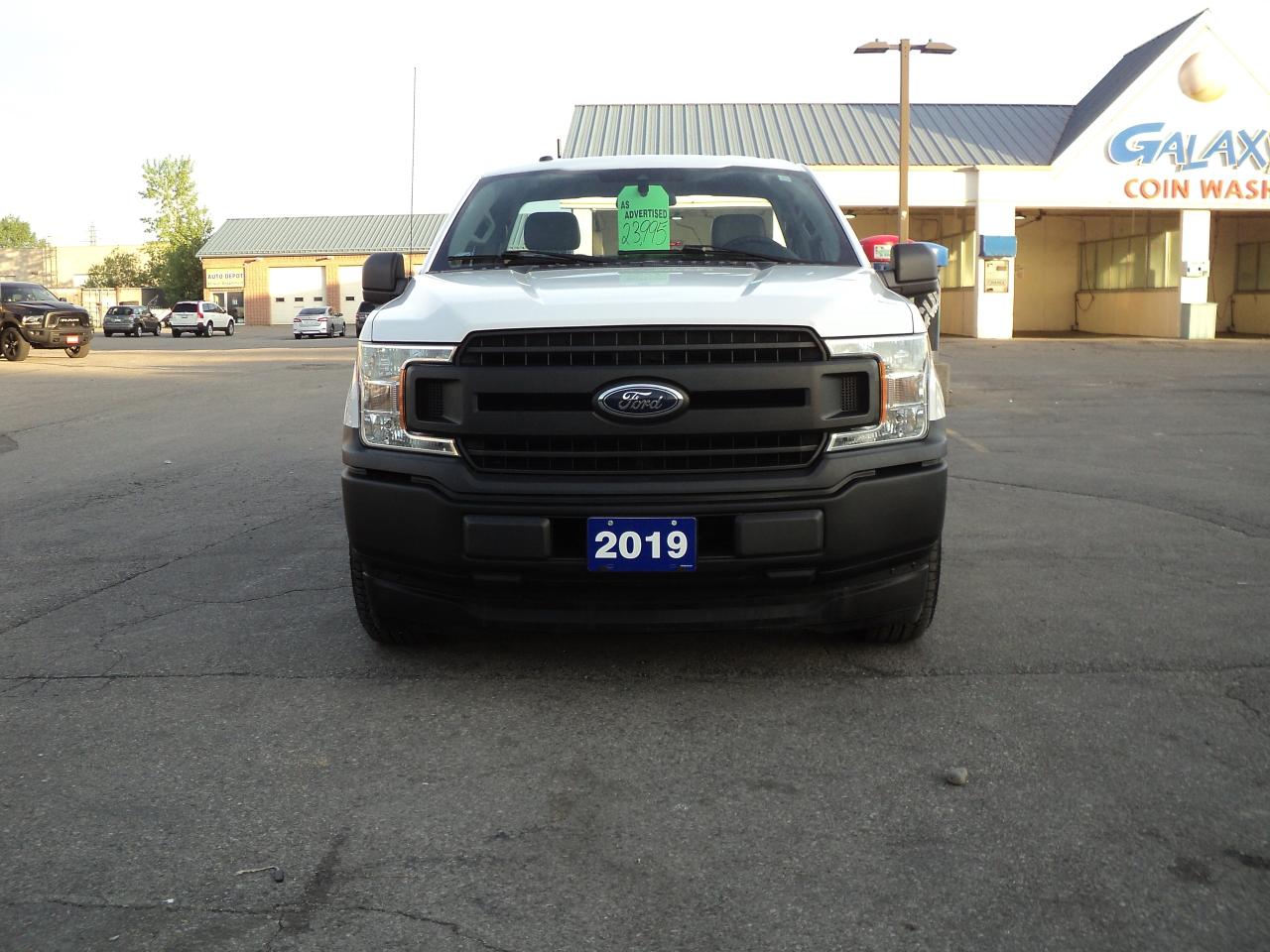 2019 Ford F-150 XL  RegCab 2WD 3.3L6cylGas 8' Box BackUpCam - Photo #3