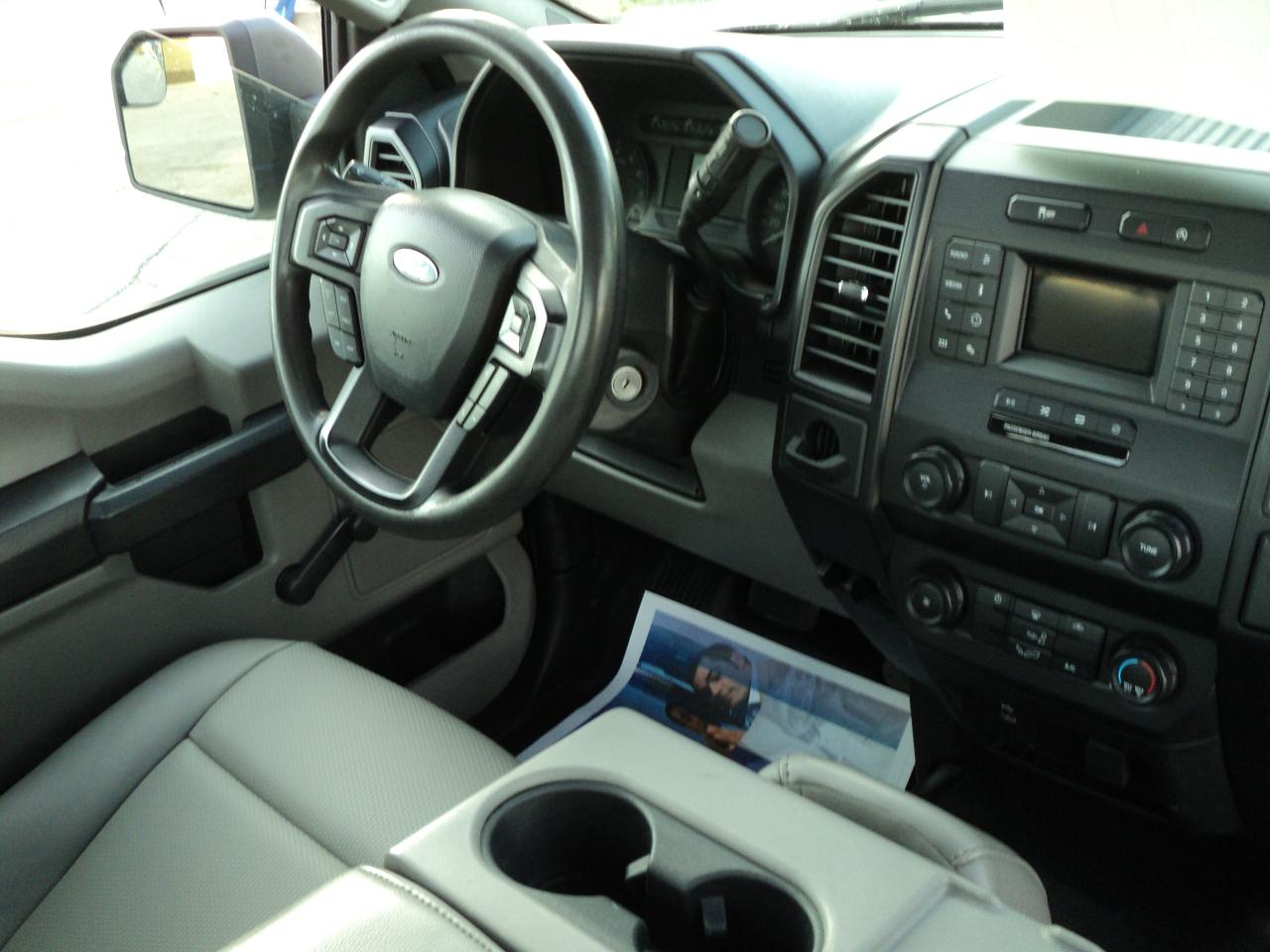 2019 Ford F-150 XL  RegCab 2WD 3.3L6cylGas 8' Box BackUpCam - Photo #14
