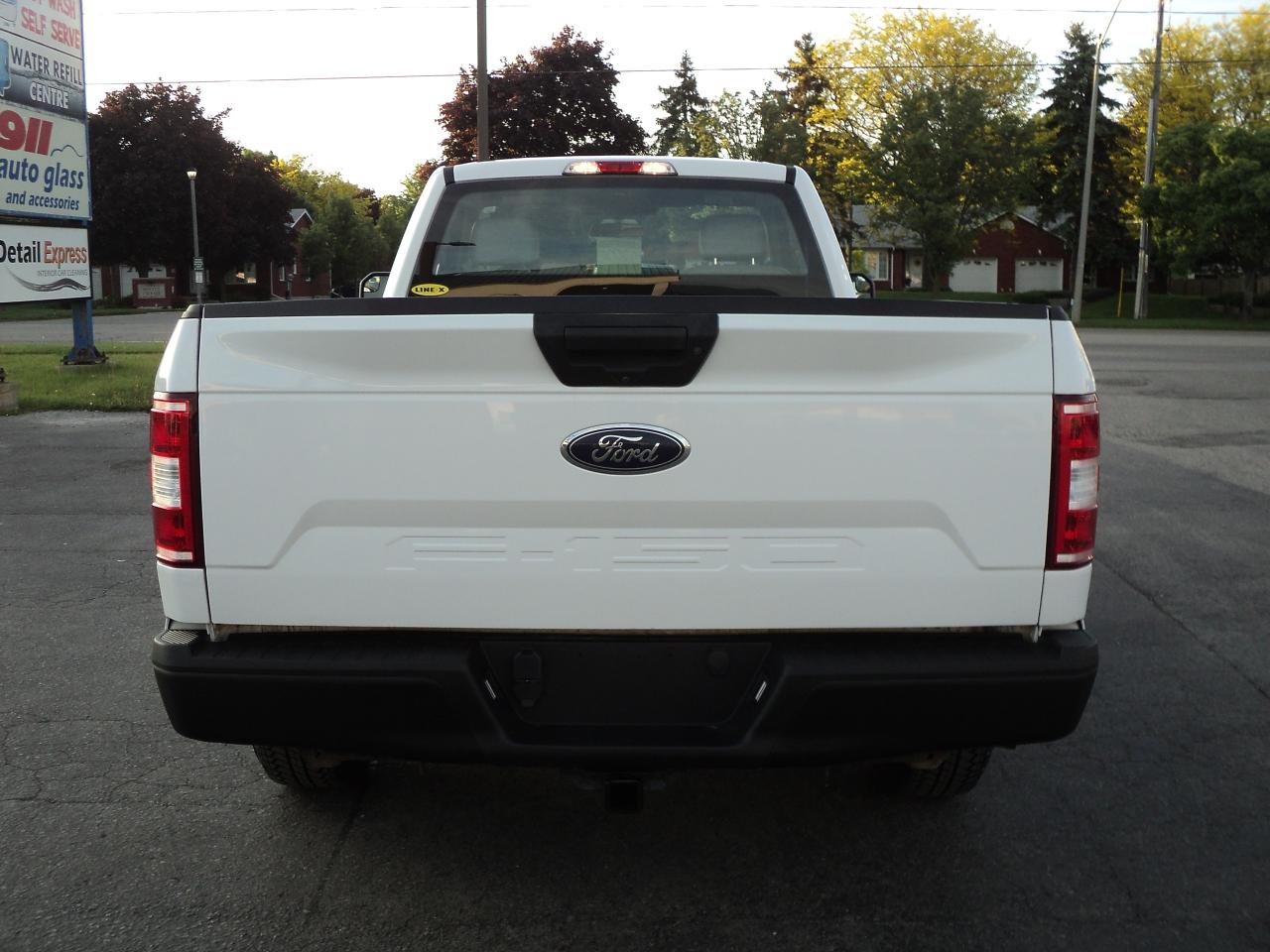 2019 Ford F-150 XL  RegCab 2WD 3.3L6cylGas 8' Box BackUpCam - Photo #8
