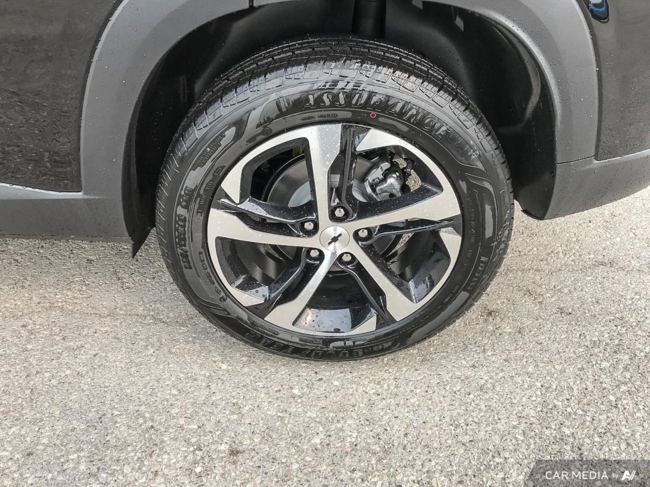 12570446