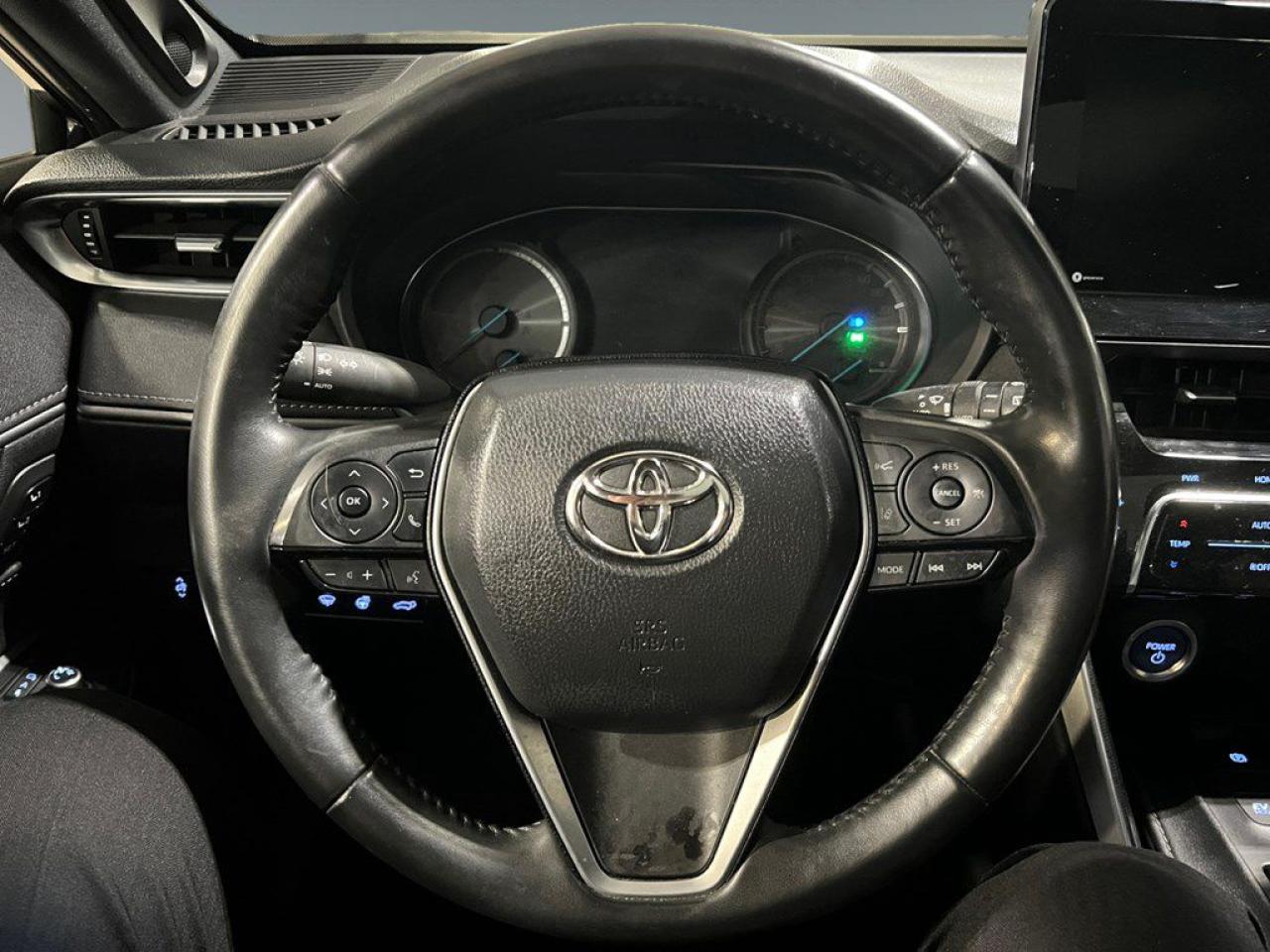 12570548