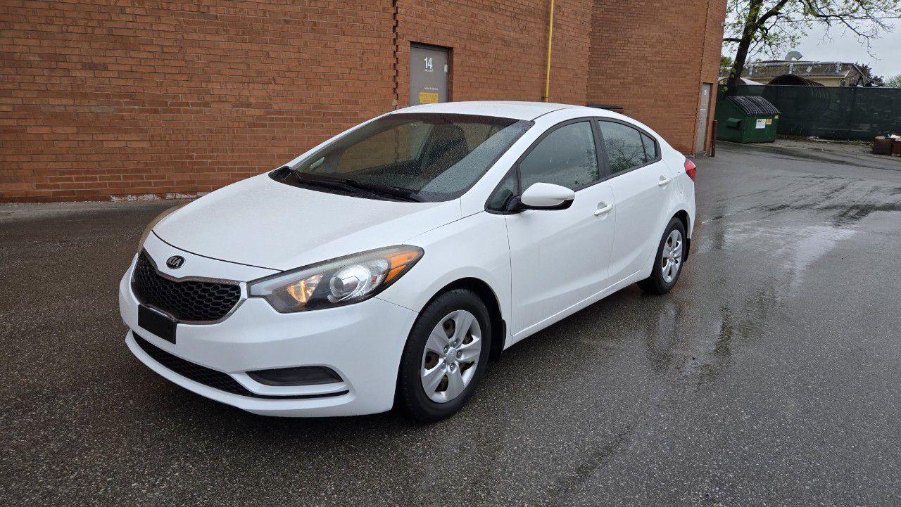 Used 2015 Kia Forte 4dr Sdn Auto LX for sale in Burlington, ON